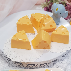 Tom & Jerry Cheese Cake (8 pcs)
