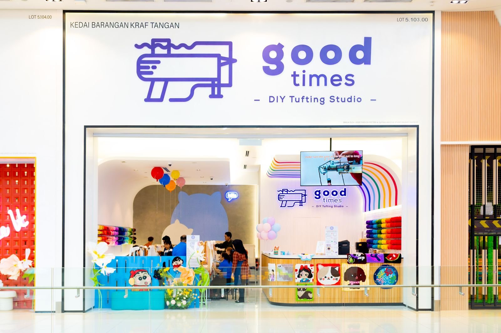 The Good Times DIY Tufting Studio storefront
